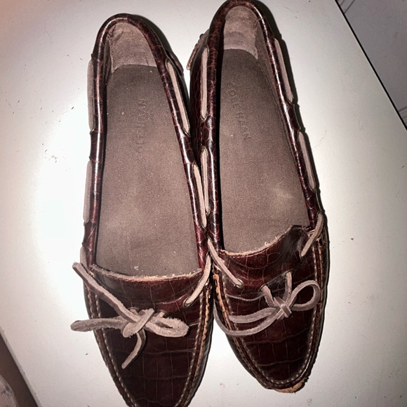 Cole Haan Brown Leather Loafers for Effortless Style - Picture 2 of 7